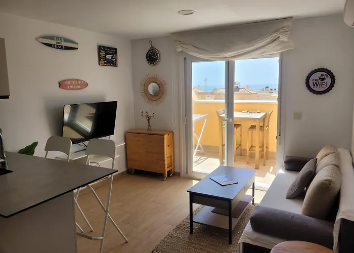 Atlantis Luxury Apartment Tarifa- Views, Parking, Wifi, Aircon, Swimming Pool